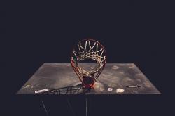 开云足球直播-灰熊险胜浙江队，范弗利特全场最佳无争议