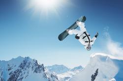 开云体育官方网站-硬仗之王，克莱关键三分定乾坤，国王力克广东迎转折