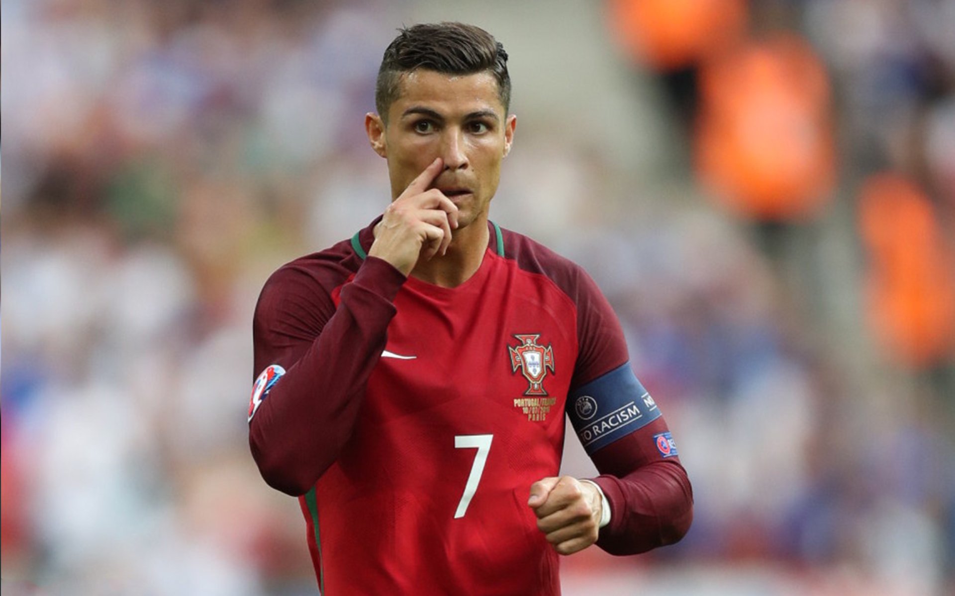 瑞士铁骑冲垮永恒之城,德甲争冠悬念再起风云