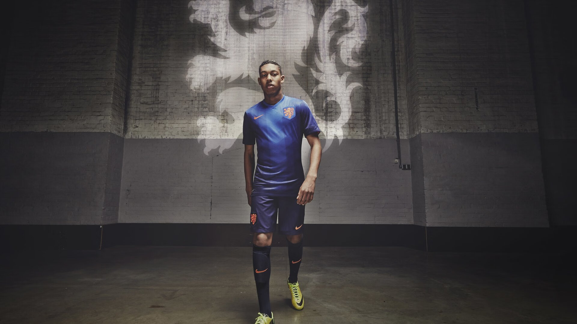 南美风暴席卷北欧堡垒，乌拉圭碾压丹麦，卡拉斯科惊艳四座